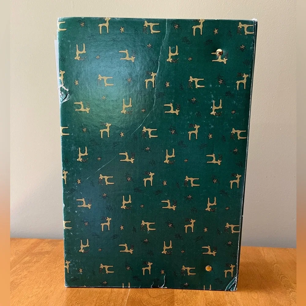 Green photo Album with Deer Pattern
